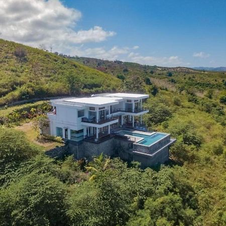 Villa Nambung Selong Belanak Buitenkant foto