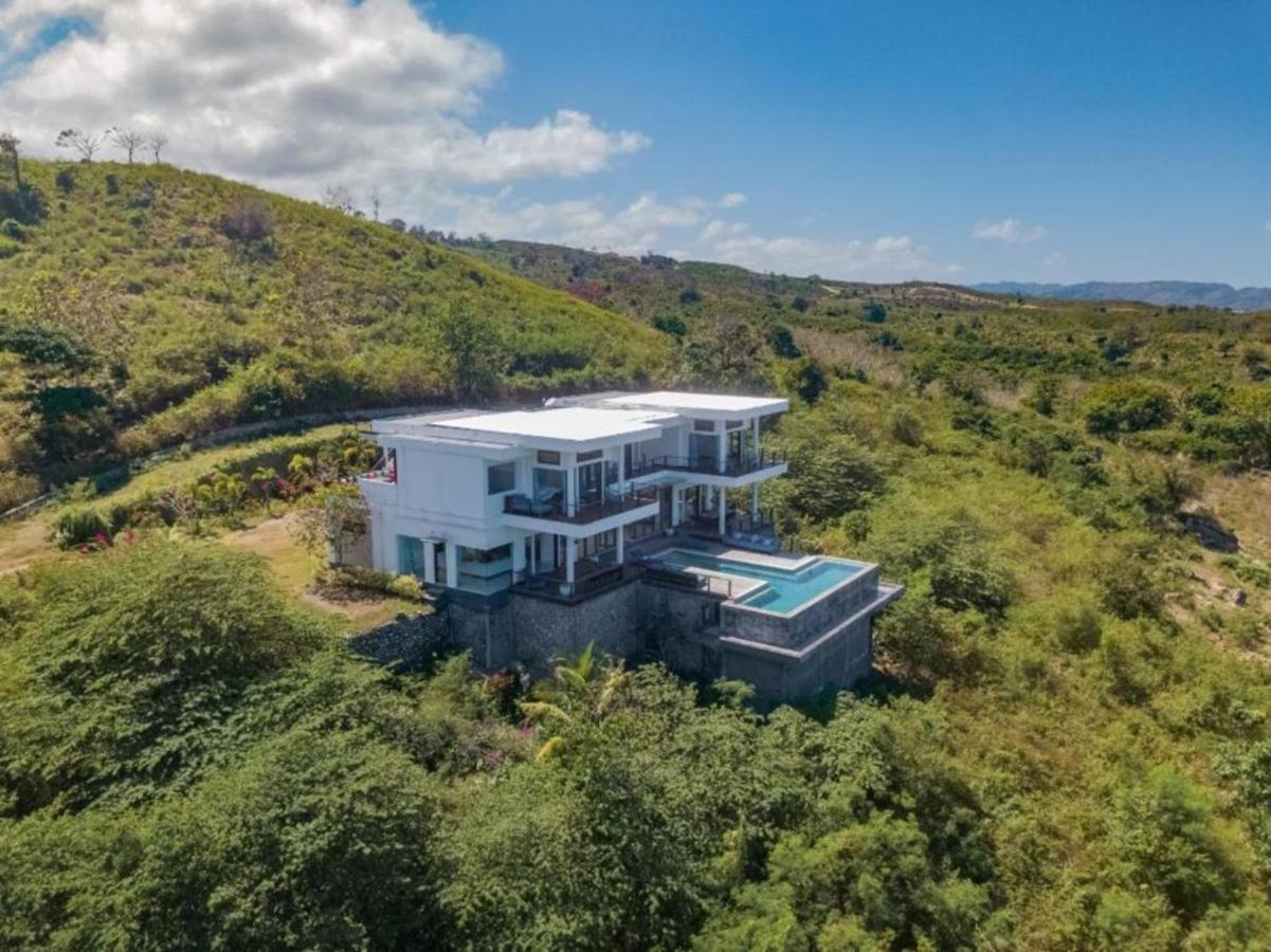 Villa Nambung Selong Belanak Buitenkant foto